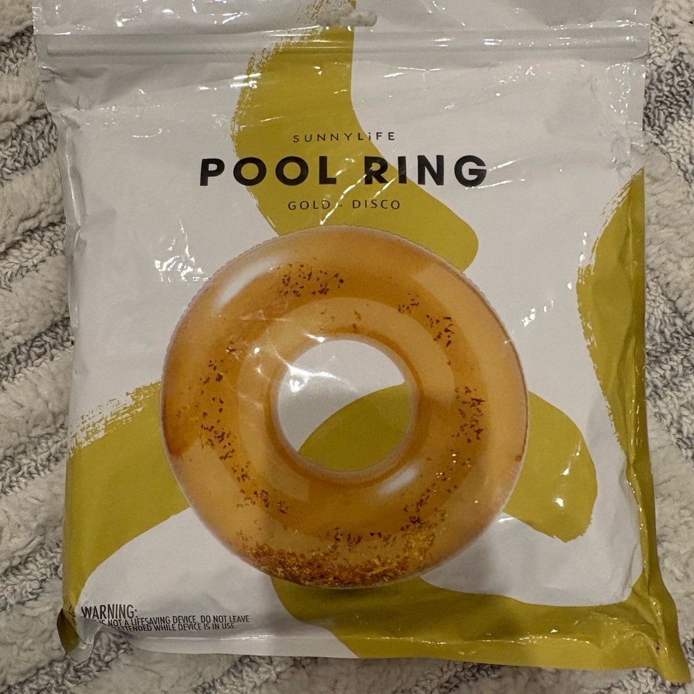 Sunnylife Metallic Gold Glitter Pool Ring